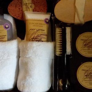 Tuscan Hills Beauty Bath Set, 8pc, in Wicker Tray